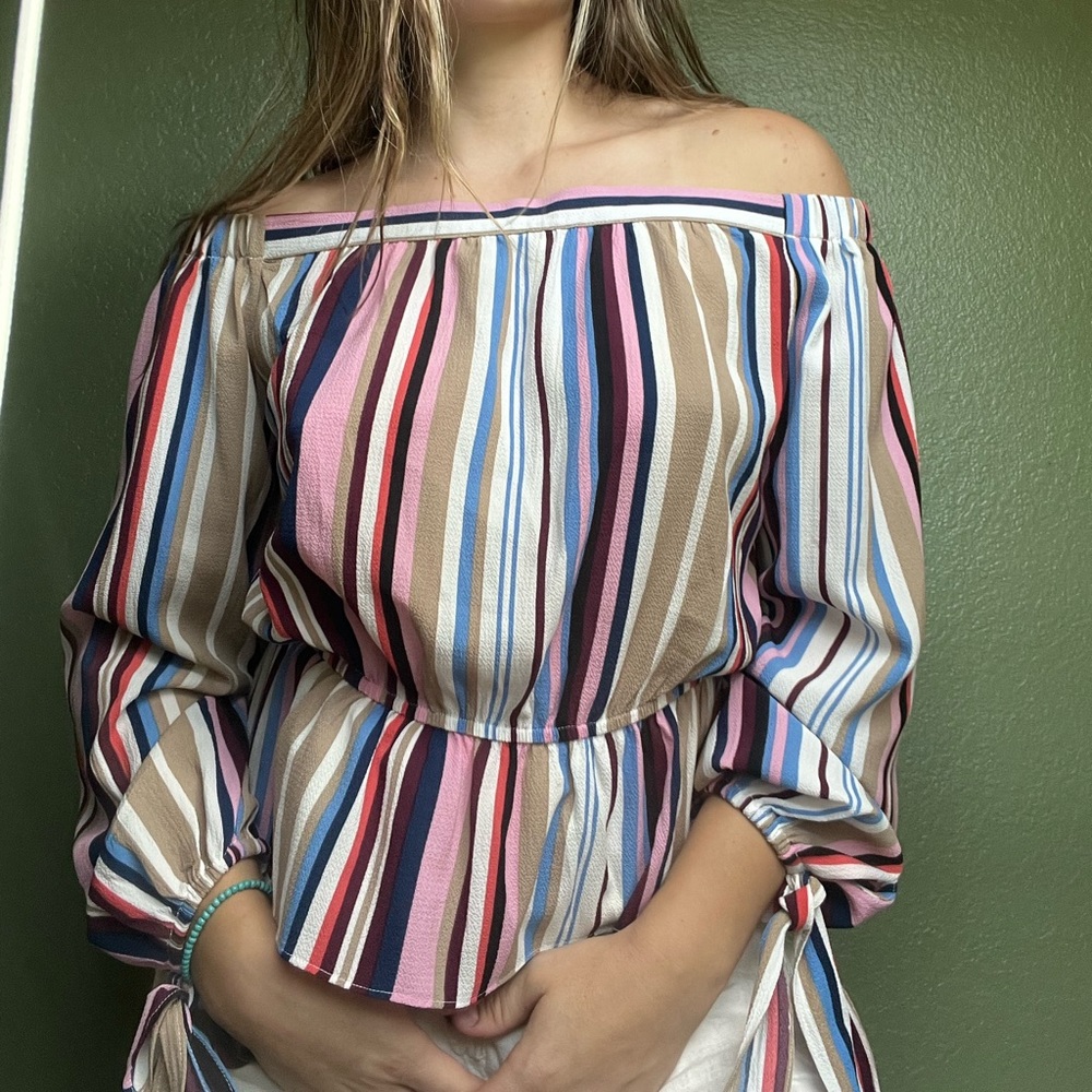Striped goddess